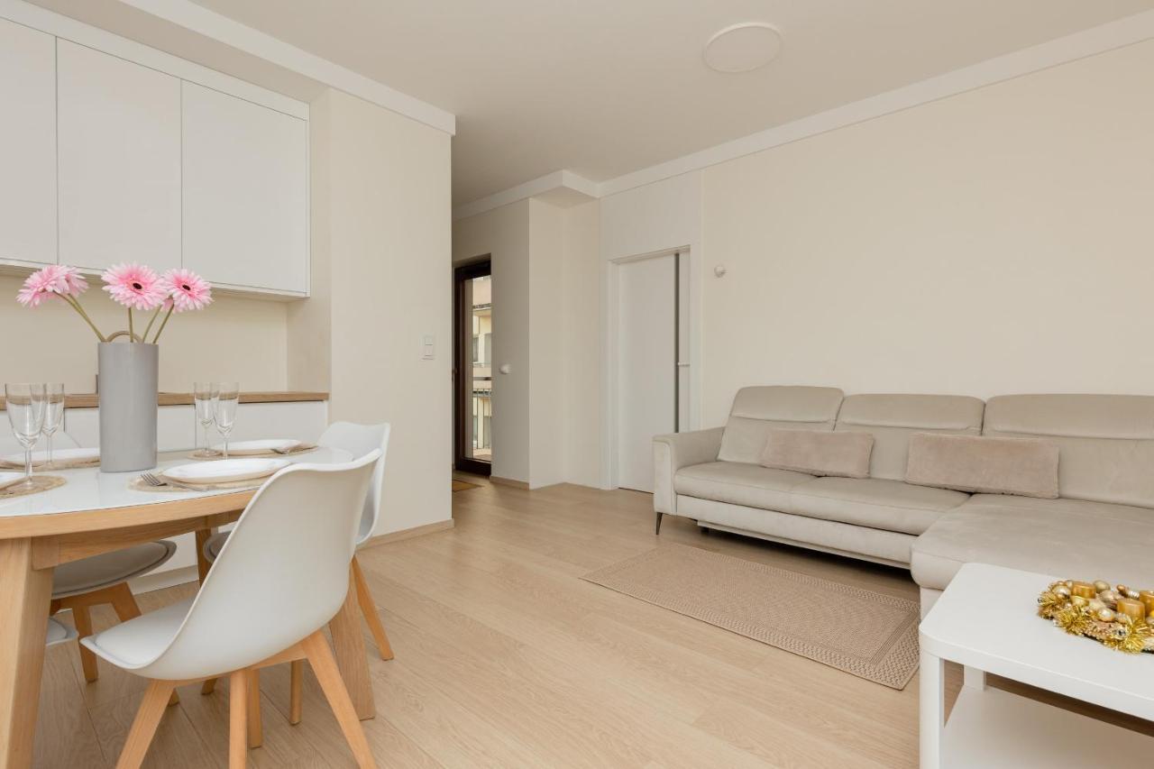 Warsaw Apartment Woronicza Home Office By Noclegi Renters Kültér fotó